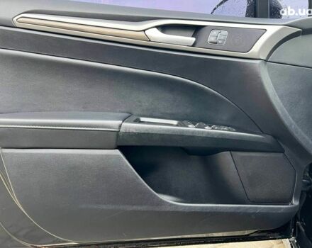 Черный Форд Фьюжн, объемом двигателя 1.5 л и пробегом 112 тыс. км за 11940 $, фото 14 на Automoto.ua