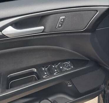 Чорний Форд Фьюжен, об'ємом двигуна 2 л та пробігом 150 тис. км за 16299 $, фото 8 на Automoto.ua