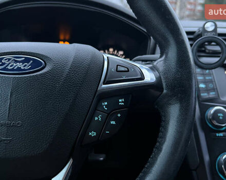 Черный Форд Фьюжн, объемом двигателя 2.49 л и пробегом 175 тыс. км за 12700 $, фото 11 на Automoto.ua