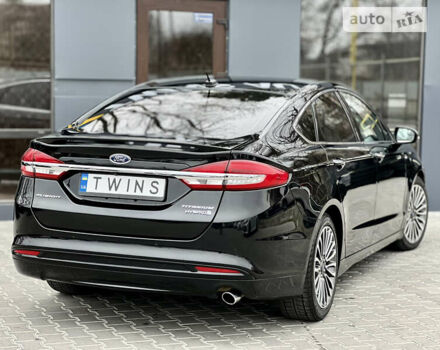 Чорний Форд Фьюжен, об'ємом двигуна 2 л та пробігом 111 тис. км за 17900 $, фото 3 на Automoto.ua