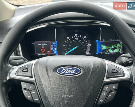 Форд Фьюжн 2018 в Одессе на Automoto.ua Черный Форд Фьюжн, объемом двигателя 2 л и пробегом 188 тыс. км за 13900 $, фото 25 на Automoto.ua