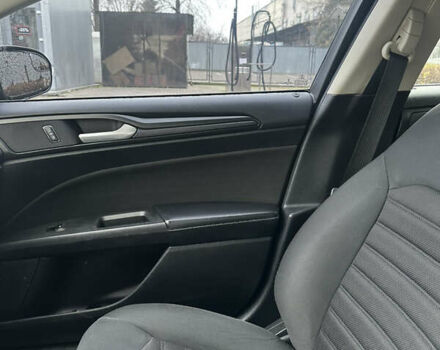 Чорний Форд Фьюжен, об'ємом двигуна 2.49 л та пробігом 172 тис. км за 12800 $, фото 4 на Automoto.ua