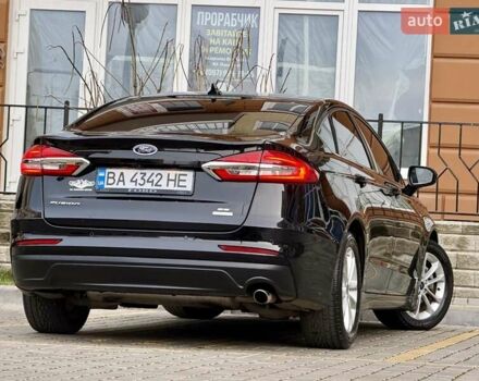 Черный Форд Фьюжн, объемом двигателя 1.5 л и пробегом 93 тыс. км за 12999 $, фото 32 на Automoto.ua