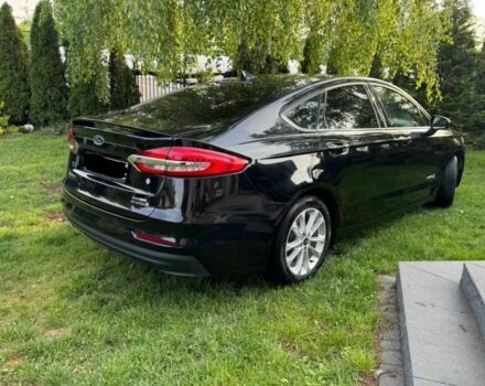 Черный Форд Фьюжн, объемом двигателя 2 л и пробегом 117 тыс. км за 8000 $, фото 2 на Automoto.ua