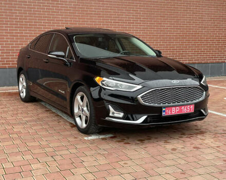 Черный Форд Фьюжн, объемом двигателя 2 л и пробегом 127 тыс. км за 14500 $, фото 1 на Automoto.ua