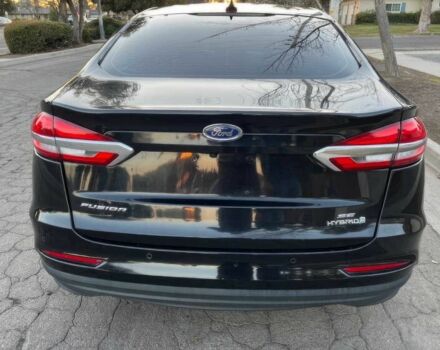 Черный Форд Фьюжн, объемом двигателя 2 л и пробегом 47 тыс. км за 9000 $, фото 6 на Automoto.ua