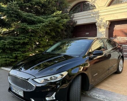 Черный Форд Фьюжн, объемом двигателя 2 л и пробегом 124 тыс. км за 15500 $, фото 1 на Automoto.ua