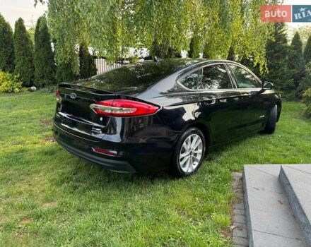 Черный Форд Фьюжн, объемом двигателя 2 л и пробегом 87 тыс. км за 18000 $, фото 2 на Automoto.ua