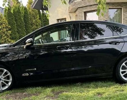 Черный Форд Фьюжн, объемом двигателя 2 л и пробегом 87 тыс. км за 18000 $, фото 3 на Automoto.ua