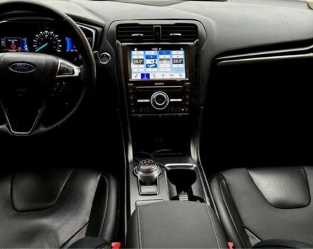 Чорний Форд Фьюжен, об'ємом двигуна 2 л та пробігом 127 тис. км за 14600 $, фото 5 на Automoto.ua