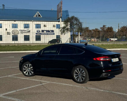 Форд Фьюжн 2019 в Житомире на Automoto.ua Черный Форд Фьюжн, объемом двигателя 2 л и пробегом 180 тыс. км за 14000 $, фото 2 на Automoto.ua