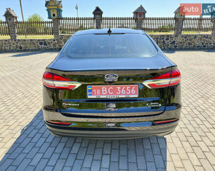 Черный Форд Фьюжн, объемом двигателя 2 л и пробегом 135 тыс. км за 17500 $, фото 6 на Automoto.ua