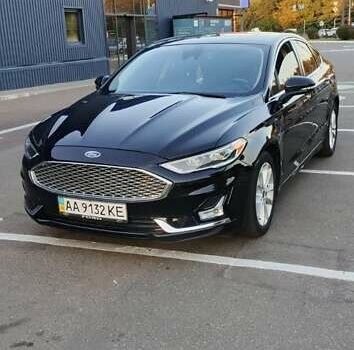 Форд Фьюжн 2020 в Киеве на Automoto.ua Черный Форд Фьюжн, объемом двигателя 2 л и пробегом 71 тыс. км за 19300 $, фото 13 на Automoto.ua