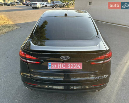 Черный Форд Фьюжн, объемом двигателя 2 л и пробегом 64 тыс. км за 17900 $, фото 3 на Automoto.ua