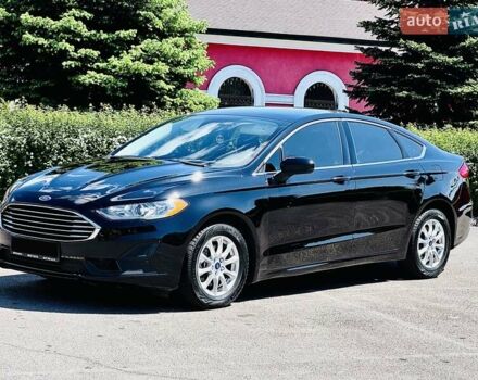 Черный Форд Фьюжн, объемом двигателя 2 л и пробегом 45 тыс. км за 14700 $, фото 3 на Automoto.ua
