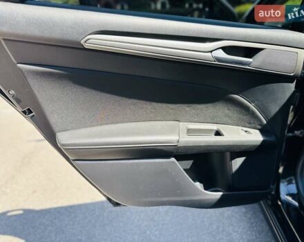 Черный Форд Фьюжн, объемом двигателя 2 л и пробегом 45 тыс. км за 14950 $, фото 68 на Automoto.ua