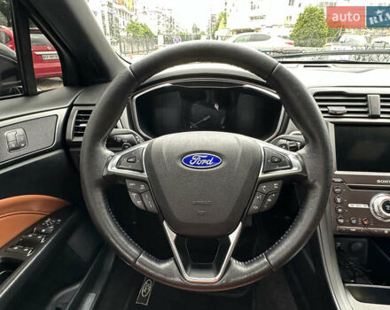 Форд Фьюжн 2020 в Киеве на Automoto.ua Черный Форд Фьюжн, объемом двигателя 2 л и пробегом 59 тыс. км за 18200 $, фото 22 на Automoto.ua