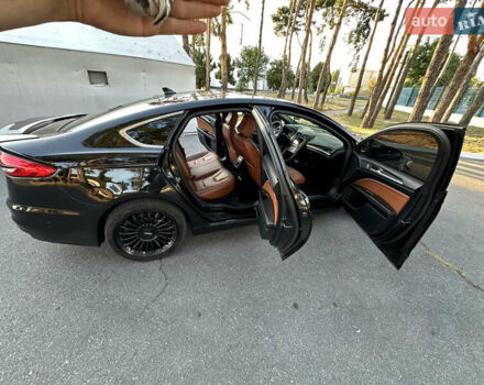 Черный Форд Фьюжн, объемом двигателя 2 л и пробегом 64 тыс. км за 17900 $, фото 7 на Automoto.ua