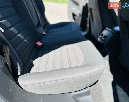 Черный Форд Фьюжн, объемом двигателя 2 л и пробегом 45 тыс. км за 14950 $, фото 61 на Automoto.ua