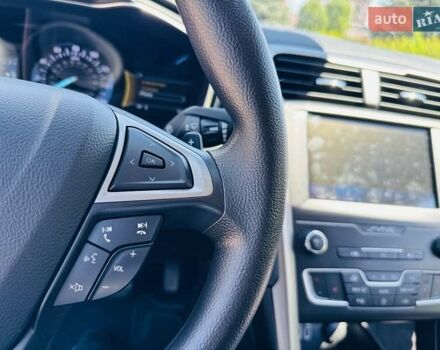 Черный Форд Фьюжн, объемом двигателя 2 л и пробегом 45 тыс. км за 14950 $, фото 49 на Automoto.ua