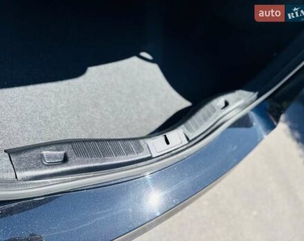 Черный Форд Фьюжн, объемом двигателя 2 л и пробегом 45 тыс. км за 14950 $, фото 69 на Automoto.ua