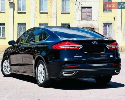 Черный Форд Фьюжн, объемом двигателя 2 л и пробегом 45 тыс. км за 14950 $, фото 10 на Automoto.ua