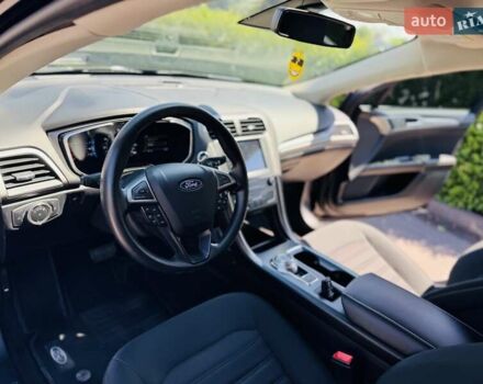 Форд Фьюжн 2020 в Днепре (Днепропетровске) на Automoto.ua Черный Форд Фьюжн, объемом двигателя 2 л и пробегом 45 тыс. км за 14900 $, фото 50 на Automoto.ua