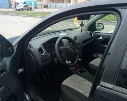 Черный Форд Фьюжн, объемом двигателя 1.6 л и пробегом 213 тыс. км за 6100 $, фото 6 на Automoto.ua