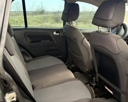 Черный Форд Фьюжн, объемом двигателя 1.4 л и пробегом 290 тыс. км за 4500 $, фото 4 на Automoto.ua