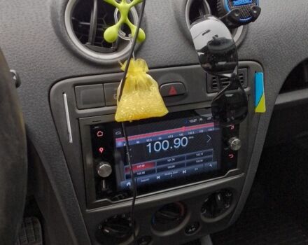 Чорний Форд Фьюжен, об'ємом двигуна 1.4 л та пробігом 212 тис. км за 5400 $, фото 6 на Automoto.ua