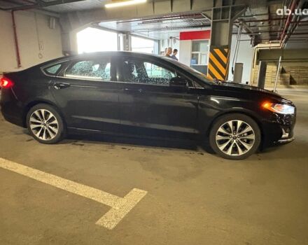 Черный Форд Фьюжн, объемом двигателя 2 л и пробегом 122 тыс. км за 12890 $, фото 4 на Automoto.ua