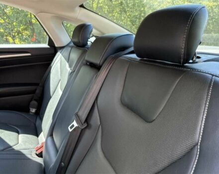 Форд Фьюжен 2019 у Житомирі на Automoto.ua Чорний Форд Фьюжен, об'ємом двигуна 2 л та пробігом 46 тис. км за 9300 $, фото 12 на Automoto.ua