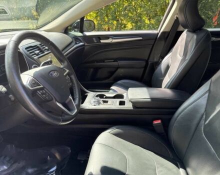 Форд Фьюжен 2019 у Житомирі на Automoto.ua Чорний Форд Фьюжен, об'ємом двигуна 2 л та пробігом 46 тис. км за 9300 $, фото 8 на Automoto.ua