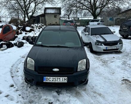 Чорний Форд Фьюжен, об'ємом двигуна 1.6 л та пробігом 123 тис. км за 4500 $, фото 1 на Automoto.ua