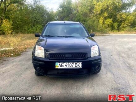 Форд Фьюжен 2003 у Дніпро (Дніпропетровську) на Automoto.ua Чорний Форд Фьюжен, об'ємом двигуна 1.6 л та пробігом 295 тис. км за 4100 $, фото 1 на Automoto.ua