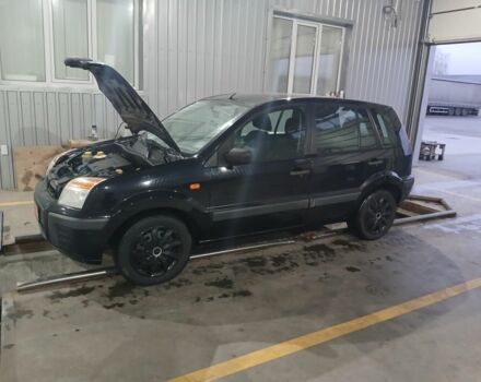 Черный Форд Фьюжн, объемом двигателя 0 л и пробегом 185 тыс. км за 5100 $, фото 1 на Automoto.ua