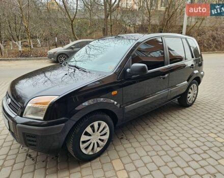 Черный Форд Фьюжн, объемом двигателя 1.4 л и пробегом 206 тыс. км за 4900 $, фото 1 на Automoto.ua