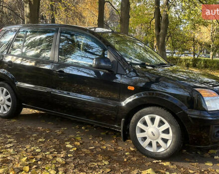 Черный Форд Фьюжн, объемом двигателя 1.6 л и пробегом 142 тыс. км за 5900 $, фото 1 на Automoto.ua