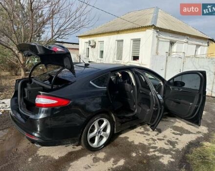 Чорний Форд Фьюжен, об'ємом двигуна 2 л та пробігом 201 тис. км за 11000 $, фото 1 на Automoto.ua