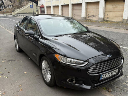 Чорний Форд Фьюжен, об'ємом двигуна 2 л та пробігом 320 тис. км за 9200 $, фото 1 на Automoto.ua