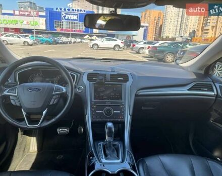 Чорний Форд Фьюжен, об'ємом двигуна 2 л та пробігом 183 тис. км за 12300 $, фото 1 на Automoto.ua
