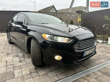 Чорний Форд Фьюжен, об'ємом двигуна 2 л та пробігом 101 тис. км за 12300 $, фото 1 на Automoto.ua