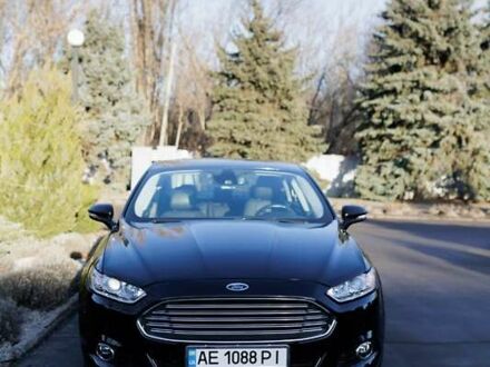 Форд Фьюжн 2015 в Павлограде на Automoto.ua Черный Форд Фьюжн, объемом двигателя 2 л и пробегом 105 тыс. км за 13000 $, фото 1 на Automoto.ua