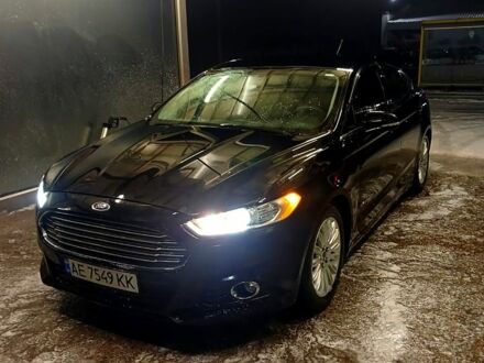 Чорний Форд Фьюжен, об'ємом двигуна 2 л та пробігом 15400 тис. км за 12500 $, фото 1 на Automoto.ua