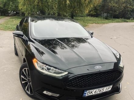 Форд Фьюжн 2016 в Ровно на Automoto.ua Черный Форд Фьюжн, объемом двигателя 2 л и пробегом 210 тыс. км за 12600 $, фото 1 на Automoto.ua
