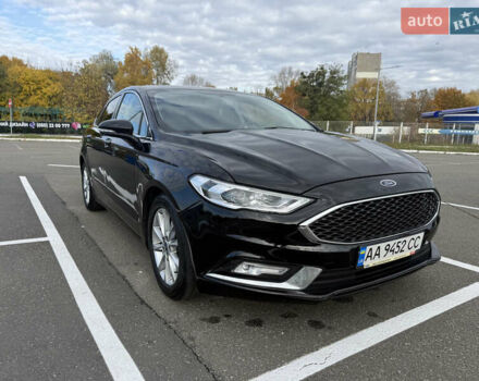 Форд Фьюжн 2016 в Киеве на Automoto.ua Черный Форд Фьюжн, объемом двигателя 2 л и пробегом 129 тыс. км за 15000 $, фото 1 на Automoto.ua