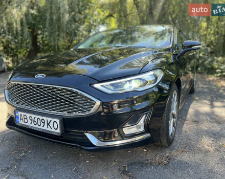 Чорний Форд Фьюжен, об'ємом двигуна 2 л та пробігом 152 тис. км за 16800 $, фото 1 на Automoto.ua