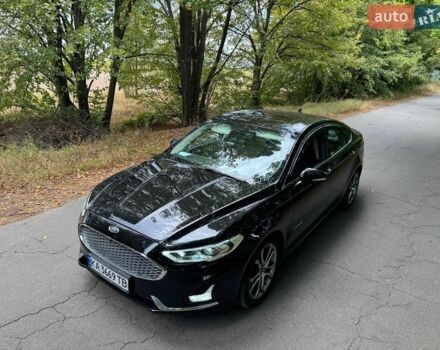 Чорний Форд Фьюжен, об'ємом двигуна 2 л та пробігом 167 тис. км за 16800 $, фото 1 на Automoto.ua