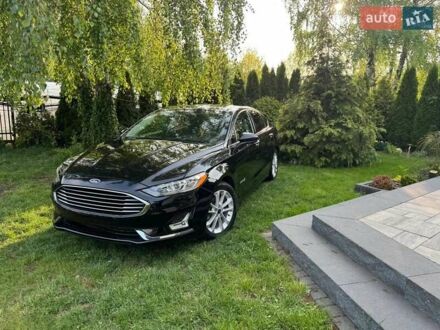 Черный Форд Фьюжн, объемом двигателя 2 л и пробегом 170 тыс. км за 17000 $, фото 1 на Automoto.ua