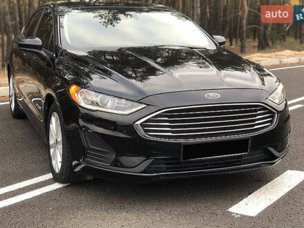 Черный Форд Фьюжн, объемом двигателя 2 л и пробегом 87 тыс. км за 16400 $, фото 1 на Automoto.ua